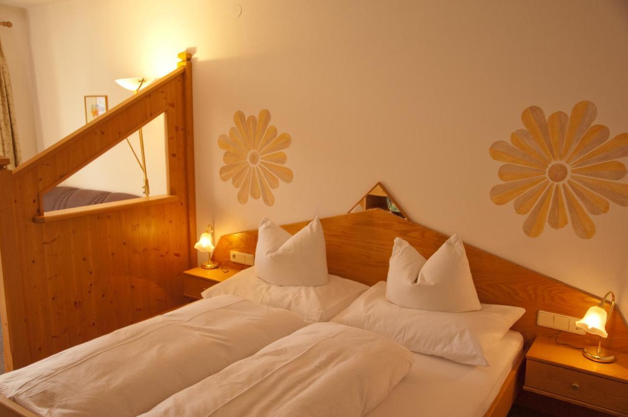Hotel Pfleger Anras Kültér fotó